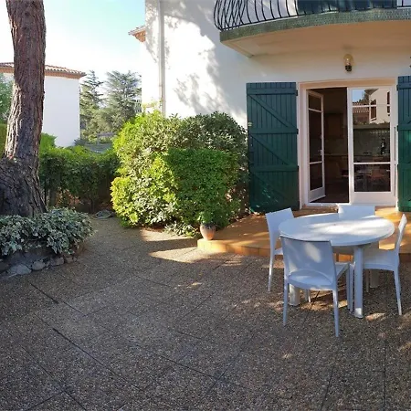 公寓 T2 Rdc A 100m De La Avec Terrasse Et Jardinet - 4 Couchages - Fr-1-388-1